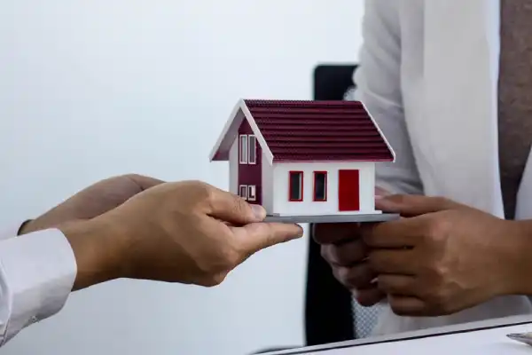 Vendre son terrain à un bailleur social : ce que vous devez savoir avant de signer